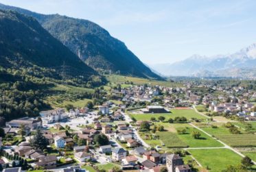 3.5p flat in new development opposite Sierre Golf Club