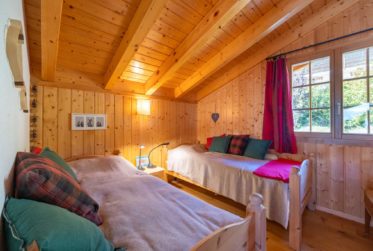 Beautiful chalet with panoramic view