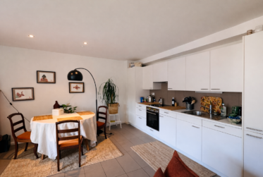 Superbe appartement baigné de lumière surplombant la vieille ville