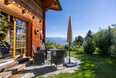 Beautiful chalet with panoramic view