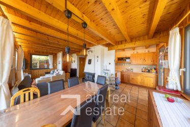 Charming chalet with panoramic views