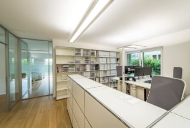 Siège administratif clé en main avec terrasse et jardin privatif
