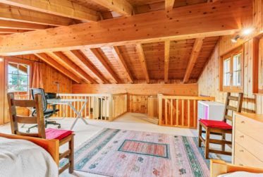Beautiful log cabin in a peaceful location - exceptional location