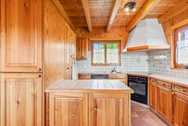 Beautiful log cabin in a peaceful location - exceptional location