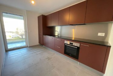 Magnificent new 2.5-room apartment with large balcony