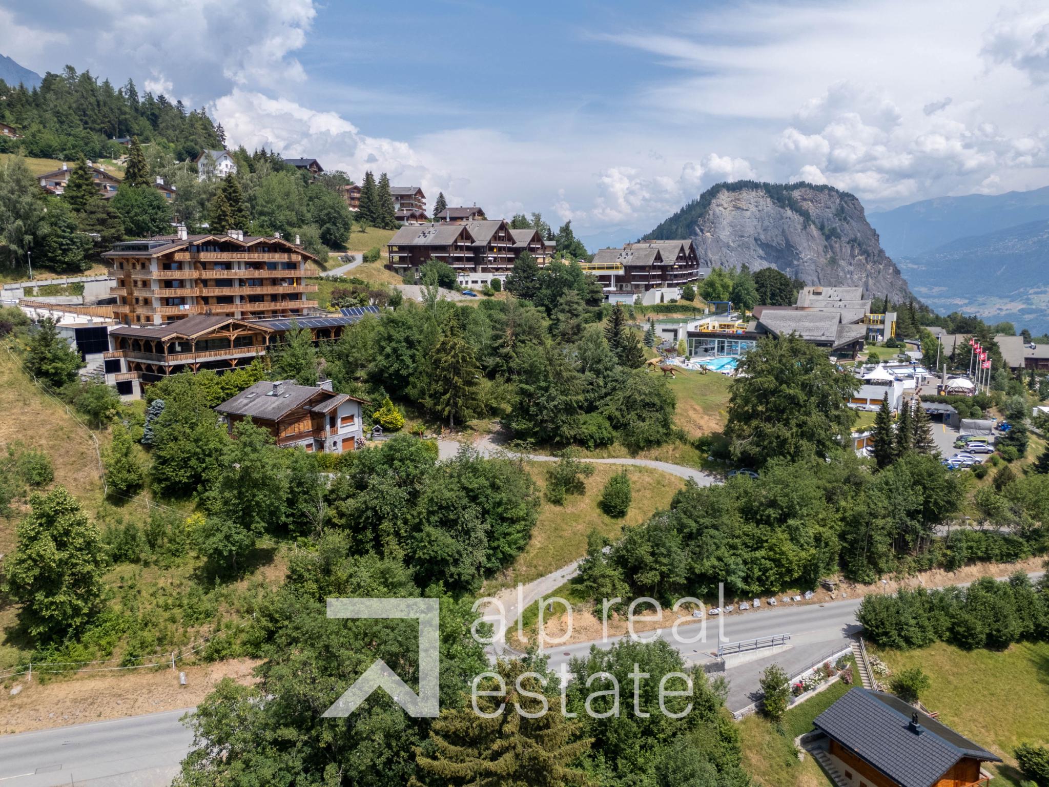 Terrain à bâtir – à côté des Bains