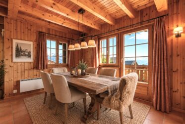 Beautiful log cabin in a peaceful location - exceptional location