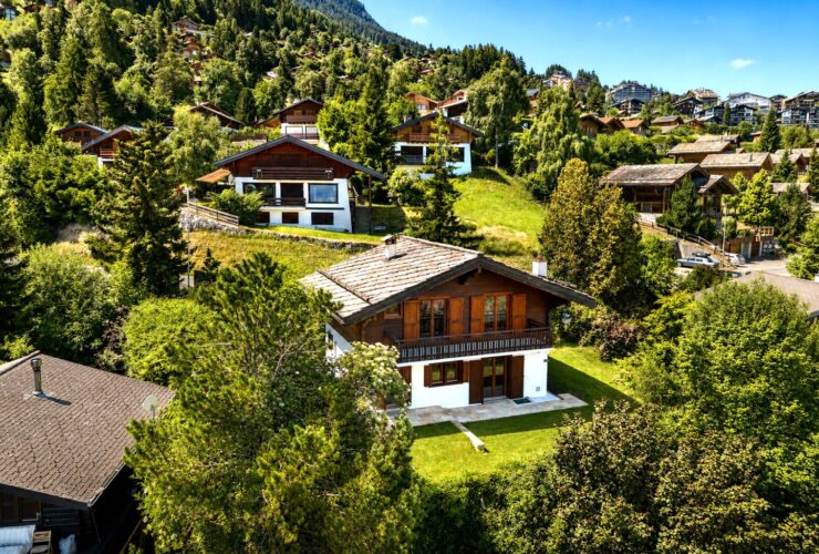 Magnifique chalet rénové à quelques minutes du centre