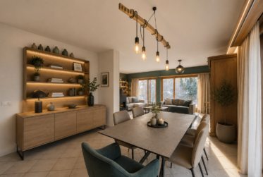 Superb family home with heated veranda and open views